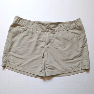 Columbia PFG Omni Shade Shorts Womens XL 5" Inseam Beige Khaki Outdoor Fish Swim